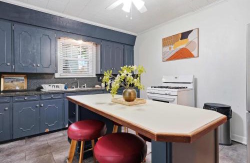 Freetown - Port Rico House | Private Bedroom in 4BR Home