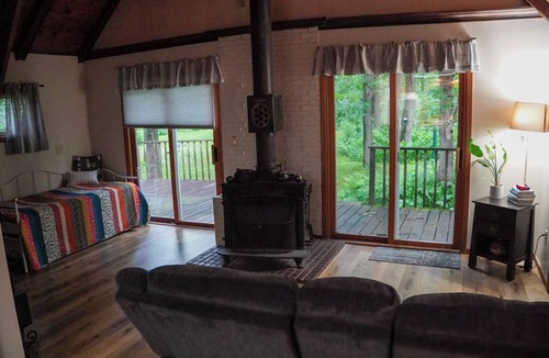Markville Cabin | Private Cabin - 5 acres - near Hinckley Casino!