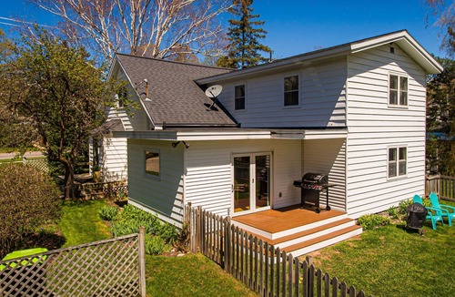 Walloon Lake Cottage | Private Cozy Cottage in Charming Walloon Lake Village - Sleeps 13!