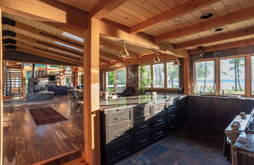 Baileys Harbor Cabin | Private Estate, Kangaroo East Shore!