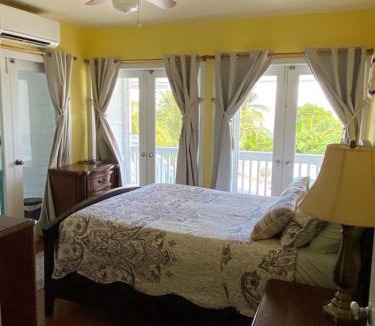 Cudjoe Key Villa | Private Estate Pool Ocean View 20 minutes to Key West