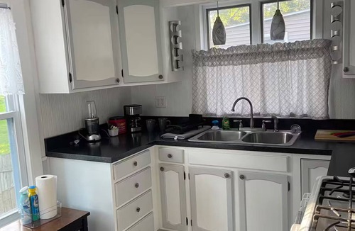 Hillsdale House | Private home near Hillsdale Hospital
