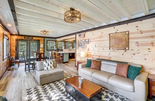 Smyrna House | Private Island: Home in Belding w/Dock & Grill!