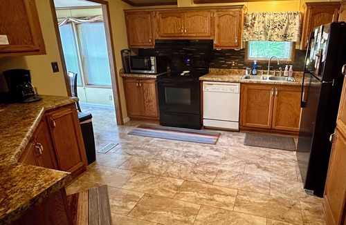 Wetmore House | Private Lake Retreat Near Pictured Rocks @LifeInThe906