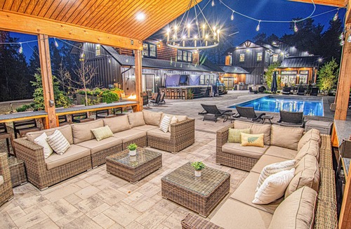 Spooner Cabin | Private Lakeside Oasis | 21-Bedrooms | Sleeps 85+