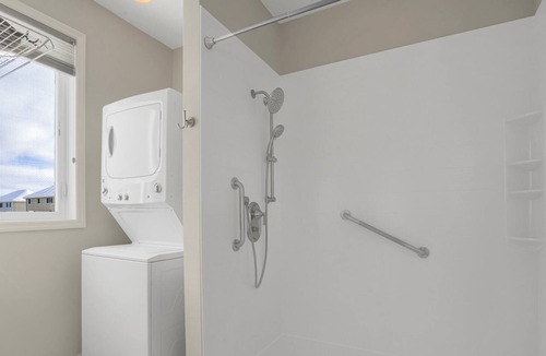 Apple Valley House | Private One Bedroom Suite