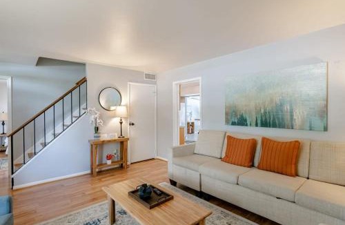 Mobile House | Private Pool & Yard Mins to Dining & University