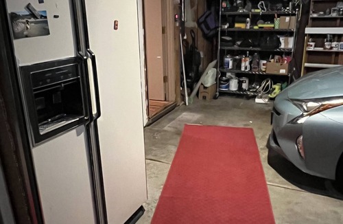 Bull Mountain Apartment | Private, quiet suite, separate entrance.
