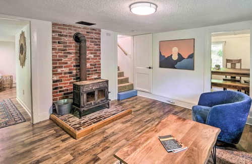 North Fork Cottage | Private Riverfront Escape w/ Fire Pit & Grill