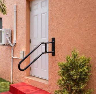 West Little Havana House | Private Studio with Parking – Best Miami Location!