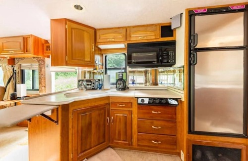 Auburn House | Private Waterfront Paradise