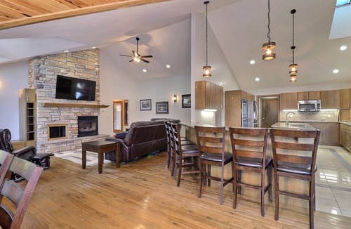 Three Lakes House | Private waterfront lake, sand beach, bar that seats 12, game room,