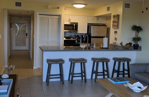 Tavernier Condo | {PRIVATELY OWNED} This 2 bedroom has everything you need. with a Fantastic view.