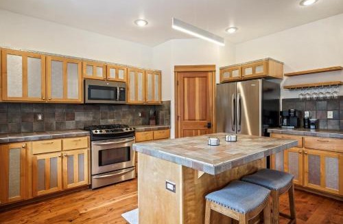 Bend House | Professionally Decorated Shevlin Home features Private Hot Tub