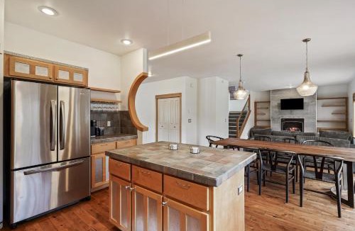 Bend House | Professionally Decorated Shevlin Home features Private Hot Tub