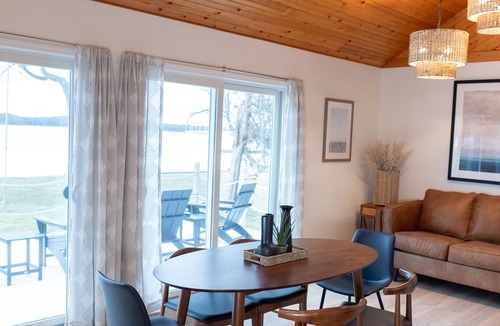 Pentwater Cottage | Pure Pentwater Cottage: lake-front; fully updated; sleeps 8.
