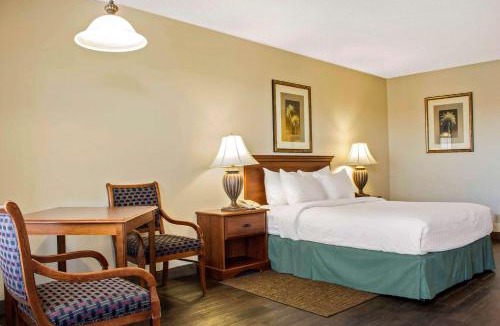 Pomerene Hotel | Quality Inn Benson I-10 Exit 304