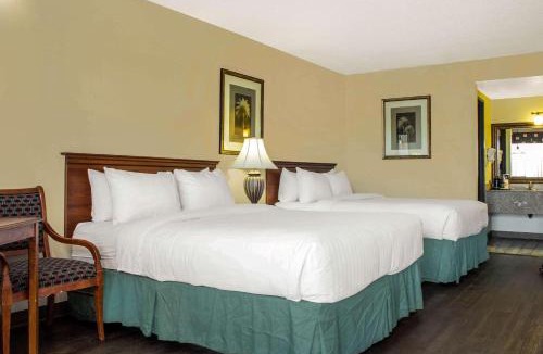 Pomerene Hotel | Quality Inn Benson I-10 Exit 304