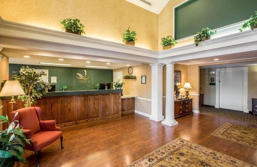 Greeneville Hotel | Quality Inn Greeneville - Tusculum
