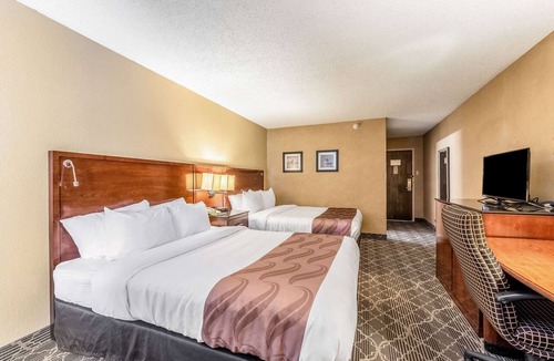Brainerd Hotel | Quality Inn & Suites Brainerd