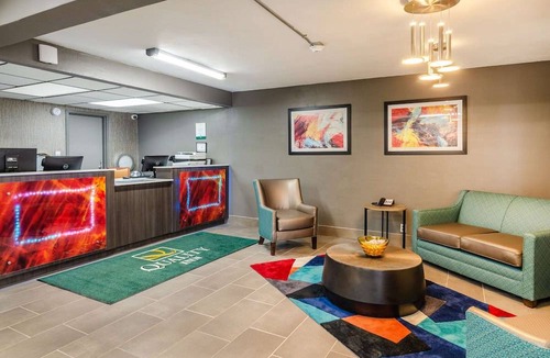 Bristol Hotel | Quality Inn