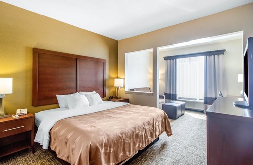 Corbin Hotel | Quality Suites Corbin North