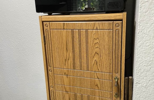 South Haven Condo | Quiet 2 Bedroom, Sleeps up to 8, dog friendly.