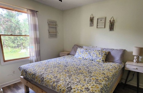 Elmira House | Quiet, hideaway