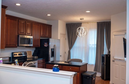 Indianapolis House | Quiet Indy 3-bedroom townhome with a cozy basement.