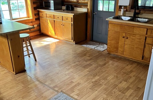 Lake City Cabin | Quiet Log Cabin in Beautiful Northern Michigan