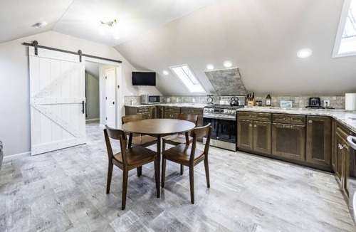 Milan House | Quiet & Rural; close to Ann Arbor/Ypsilanti