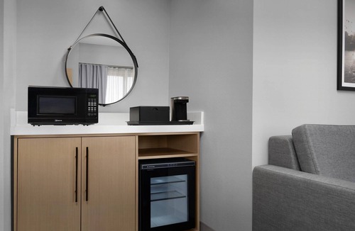 Cedar Rapids Hotel | Radisson Hotel Cedar Rapids