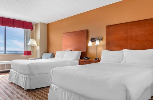 Romulus Hotel | Radisson Hotel Detroit Metro Airport