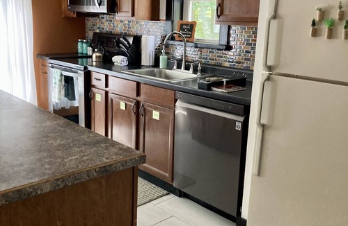 Newaygo House | Recently updated- Private- Nature!