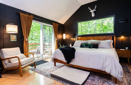 Berkeley Springs Cabin | Redbird Haven Hot Tub Pool Fire Pit Pets Welcome