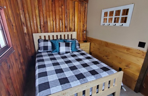 Indian River Cabin | Reed's on the River Cabin 2