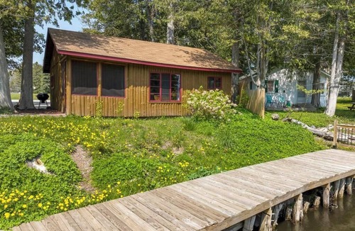 Indian River Cabin | Reed's on the River Cabin 1
