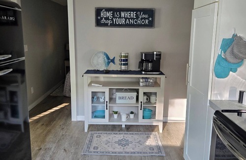 Lindstrom Cabin | Relax and be Glad at the Lake!
