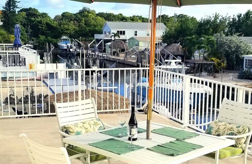 Sexton Cove Estates House | Relax and Play in Paradise - Keys Stilt Home on canal with Bay Access