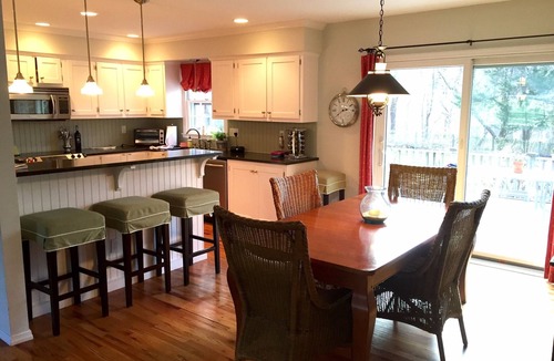 The Heights House | Relax By The Pool, Or Walk To The Beach And Restaurants