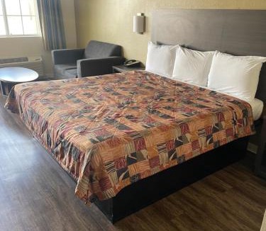 Marlin Hotel | Relax Inn Marlin