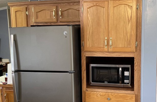 Upper Peninsula Michigan House | Relaxing getaway with fenced in yard & hot tub!