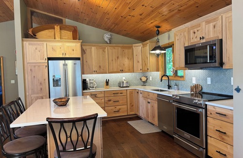 Central Lake House | Relaxing Year-Round Lakefront Retreat! Ideal Winter Getaway!