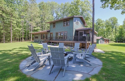 Manitowish Waters Cabin | Remodeled Luxury Lake Home 4BR/4BA + Bonus Space