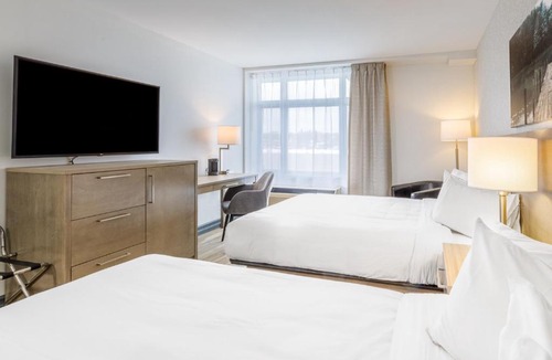 Desjardins Hotel | Repotel Levis