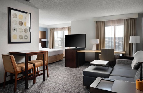 East Paris Hotel | Residence Inn by Marriott Grand Rapids Airport