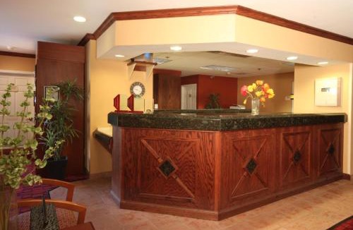 Flint Hotel | Residence Inn by Marriott Flint Grand Blanc