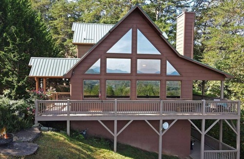 Murphy Cabin | Rest, Relax, and Reset - 4 bd/3 bth - 5min to town