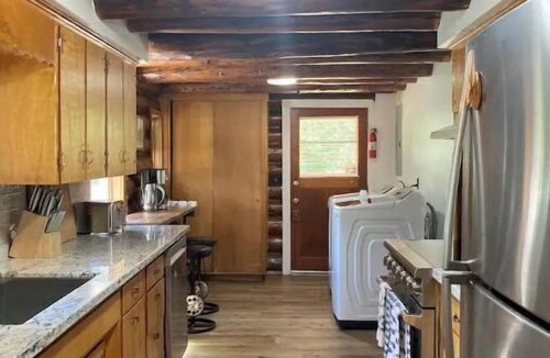 Pierce County Cabin | Restored log cabin in Ashford near Mt.Rainier