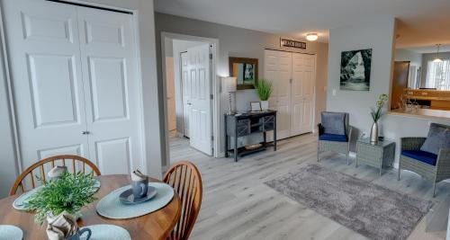 Ocean Shores Apartment | Riptide Escape Vacation Beach Condo